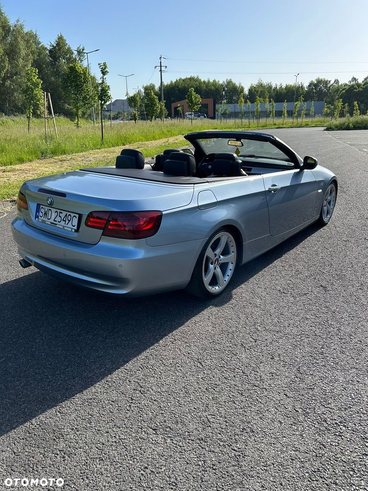 BMW Seria 3 320d - 27