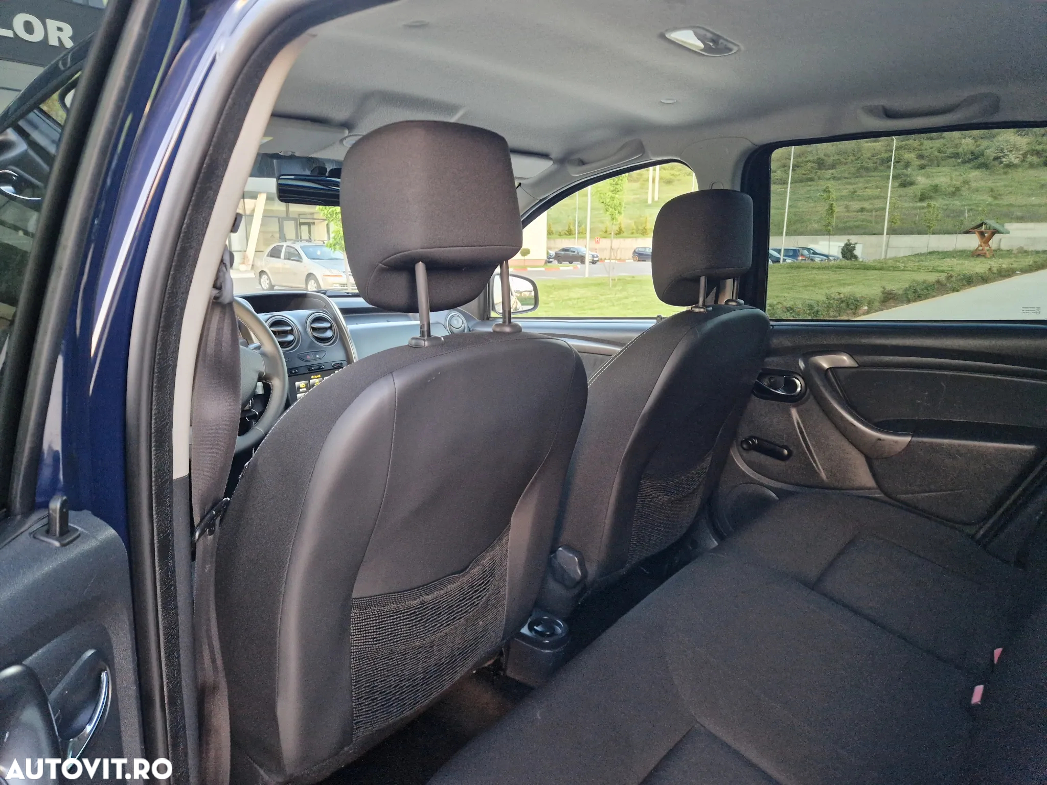 Dacia Duster 1.6 4x2 Laureate - 22