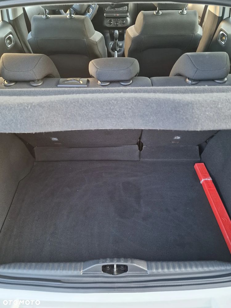 Citroën C3 1.2 PureTech Exclusive - 19