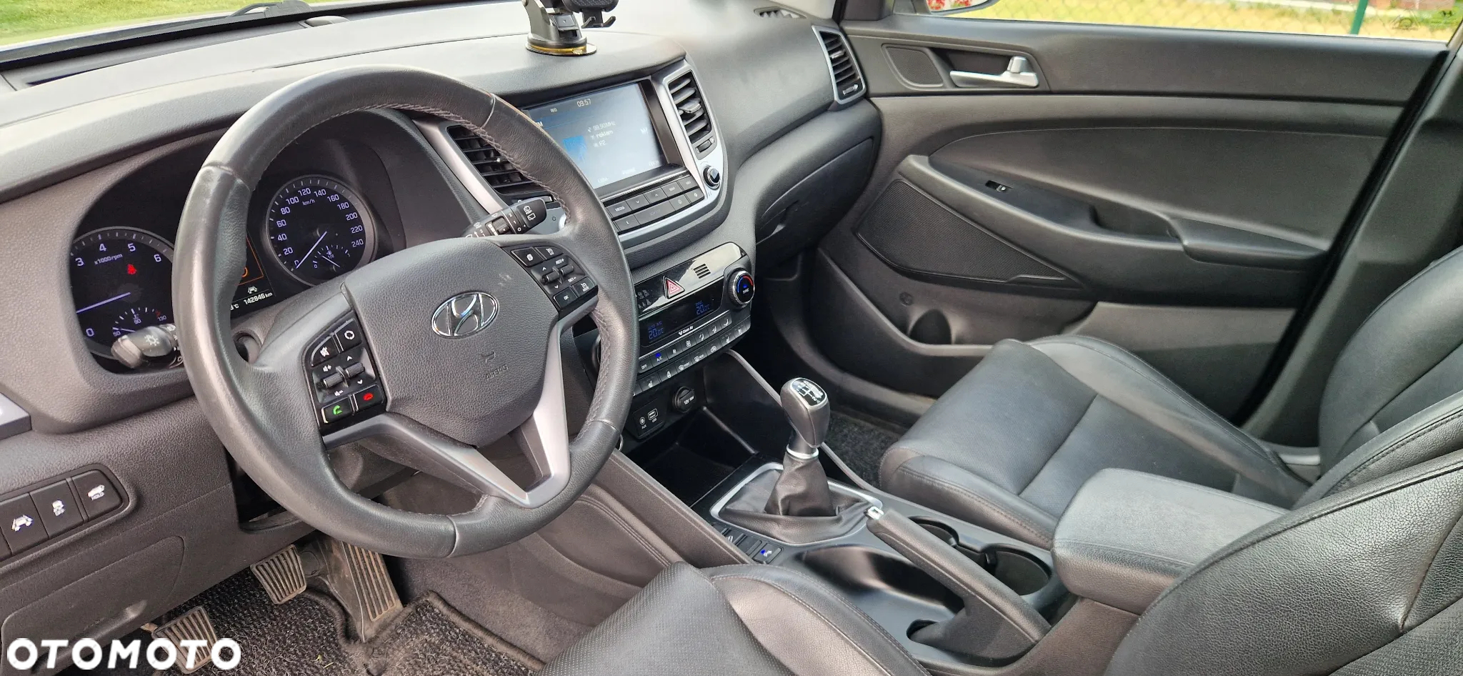 Hyundai Tucson 1.6 Turbo 2WD Navi - 17
