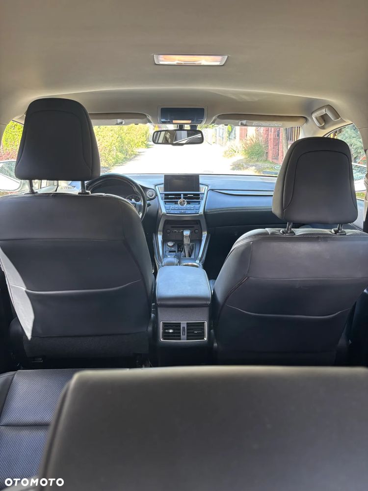 Lexus NX - 9