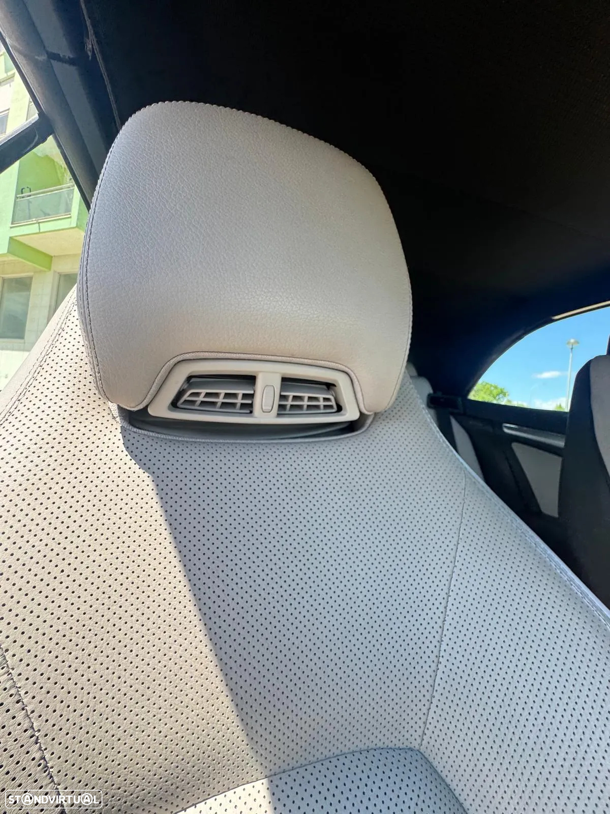 Mercedes-Benz E 250 CDi Elegance BlueEfficiency Auto - 29
