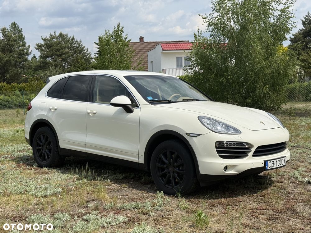 Porsche Cayenne - 1