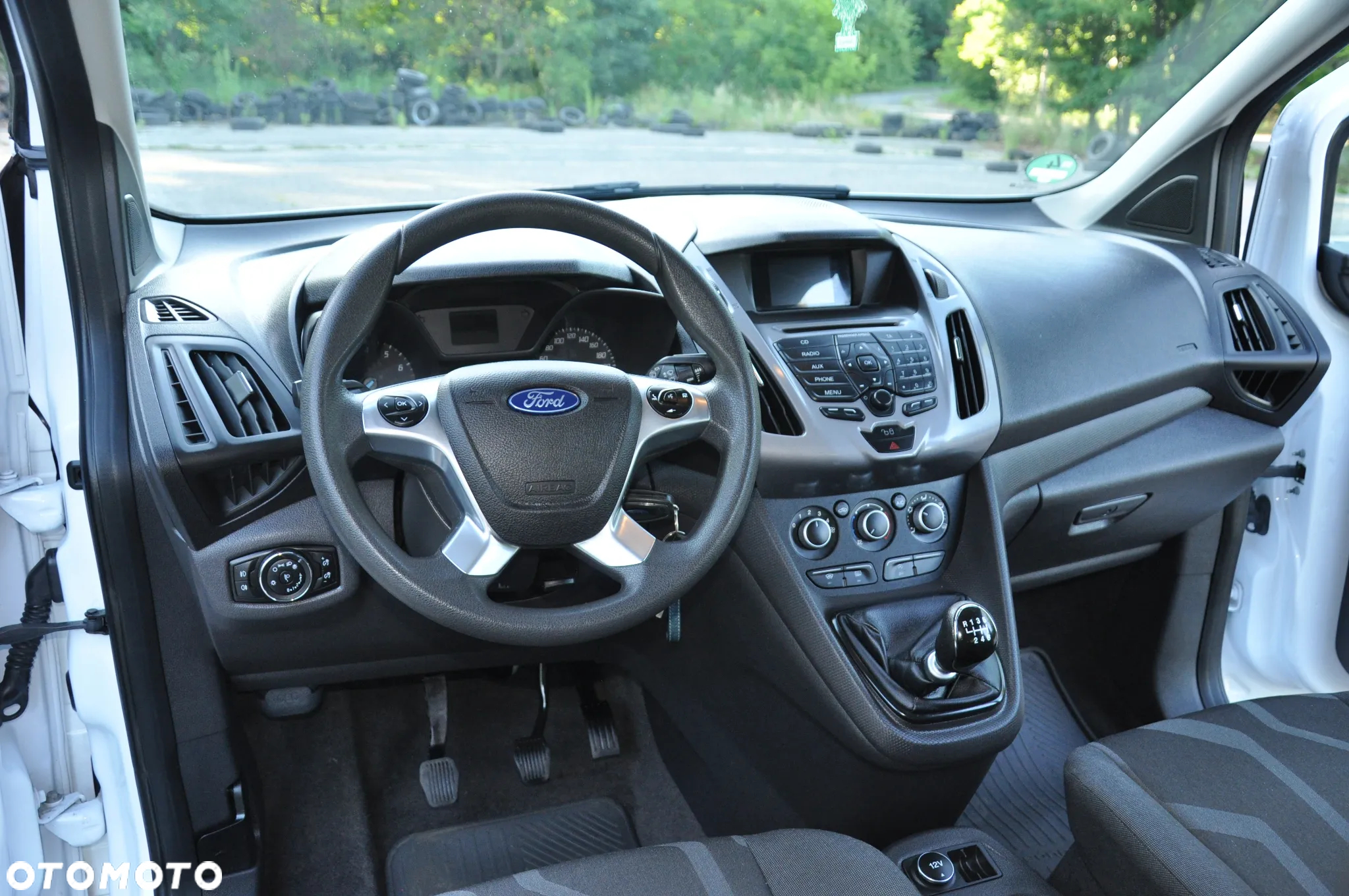 Ford Tourneo Connect - 29