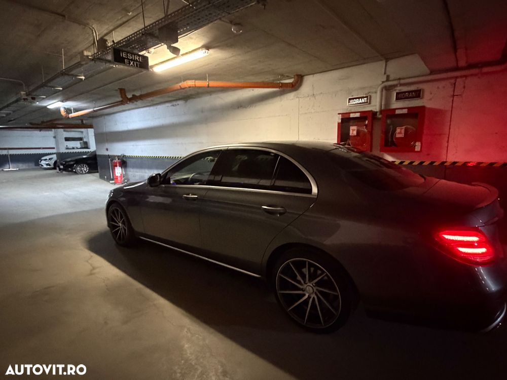 Mercedes-Benz E - 14