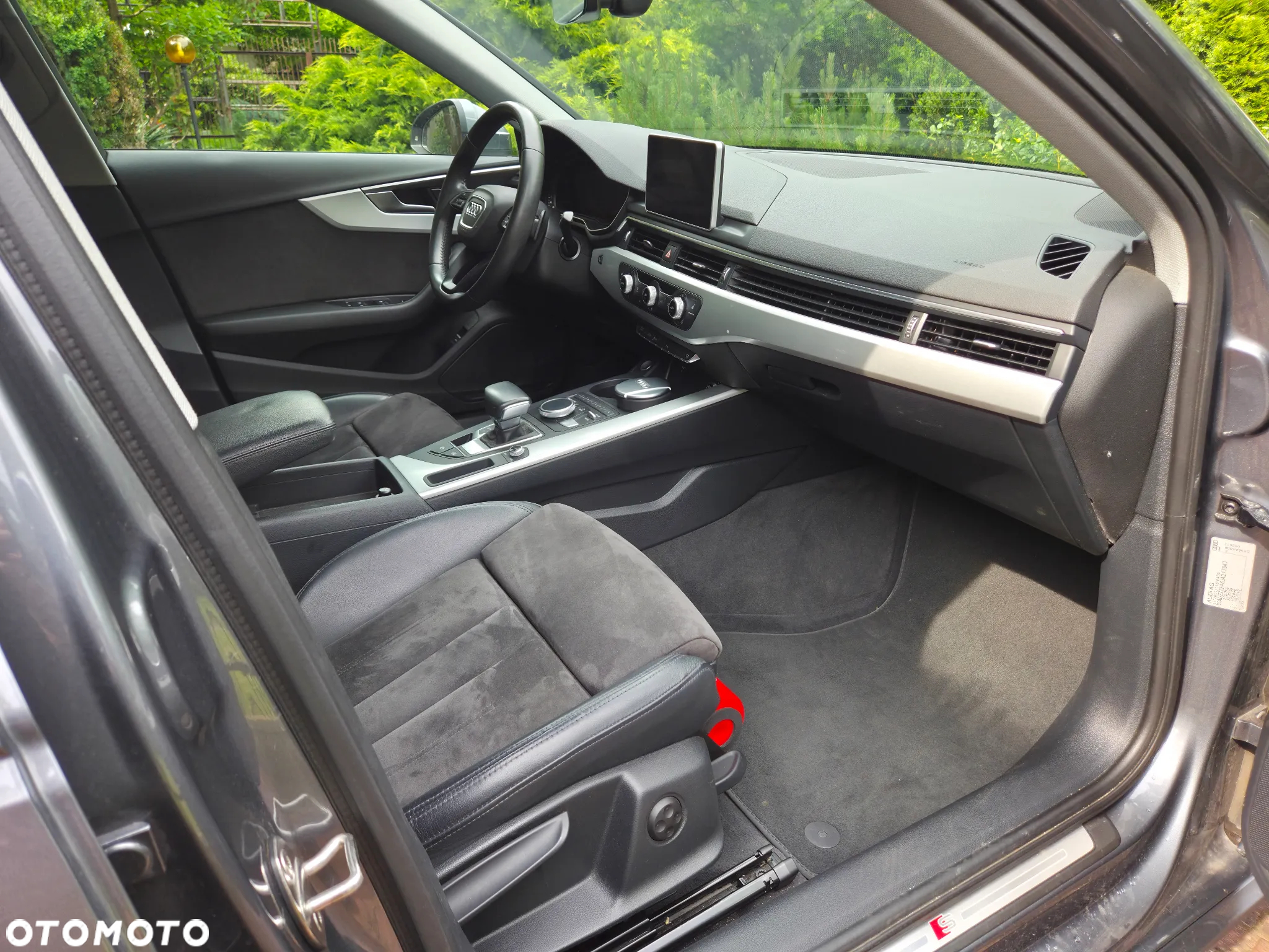Audi A4 2.0 TFSI ultra Design S tronic - 10