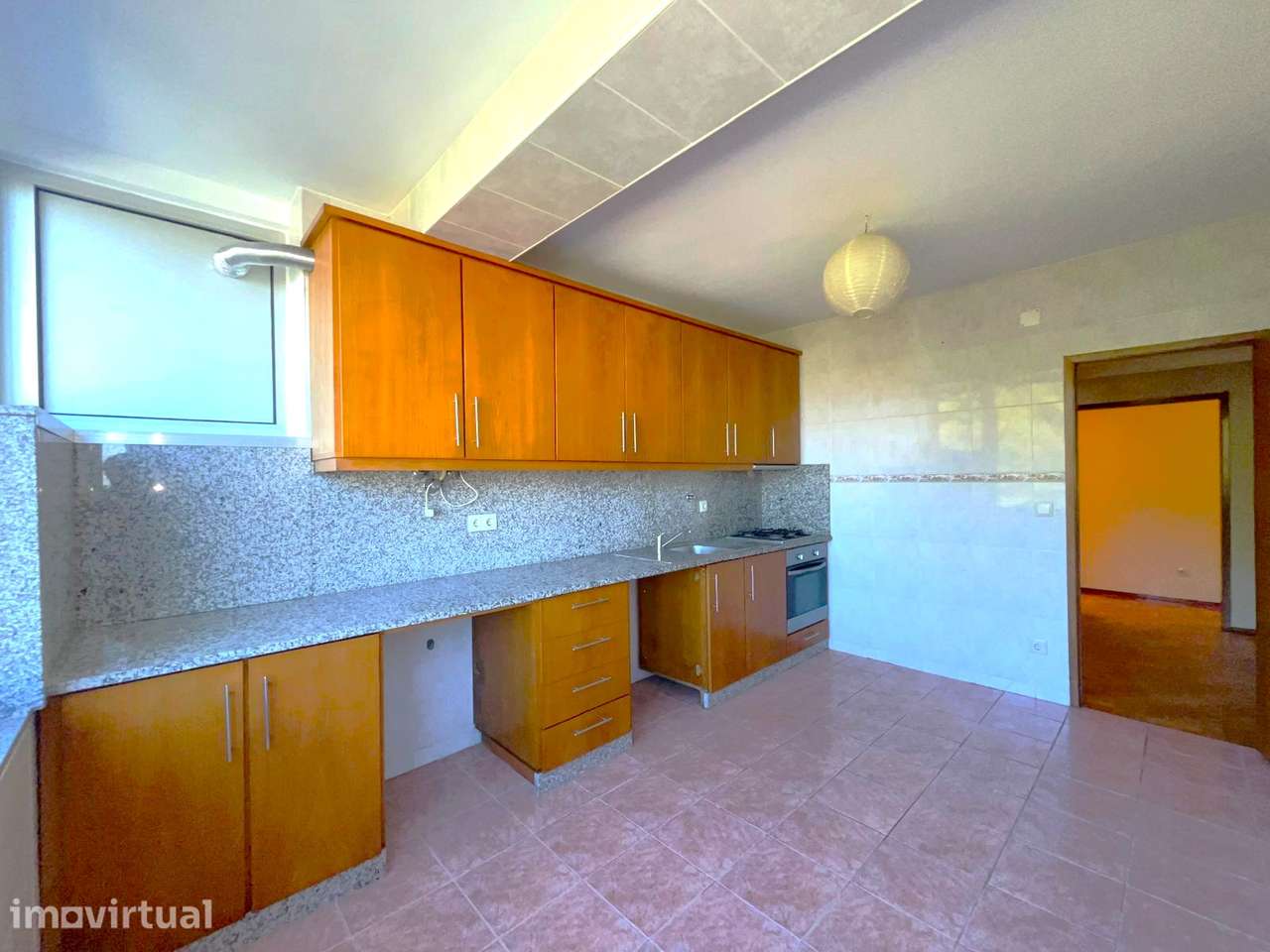 Apartamento T3, com garagem fechada - Grande imagem: 2/19