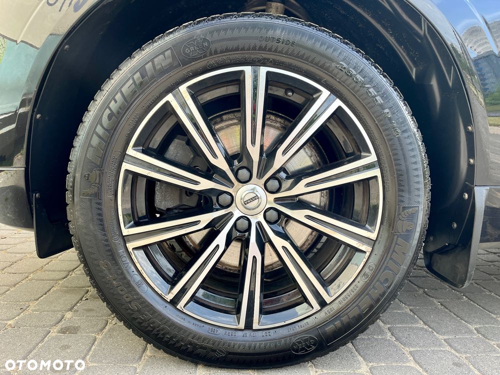 Volvo XC 60 B5 B AWD Inscription - 3