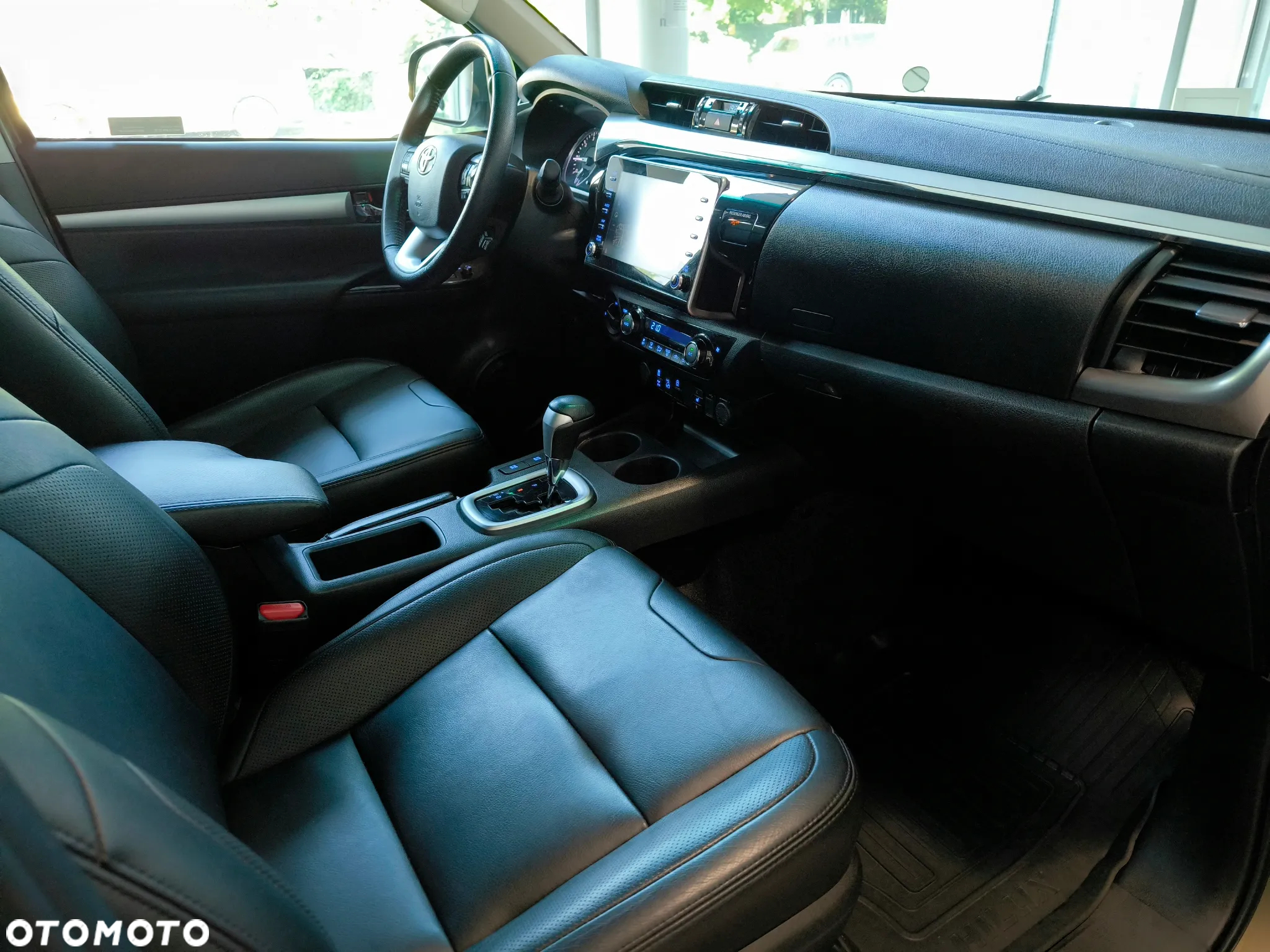 Toyota Hilux 2.8 D-4D Double Cab SR5+ 4x4 - 13