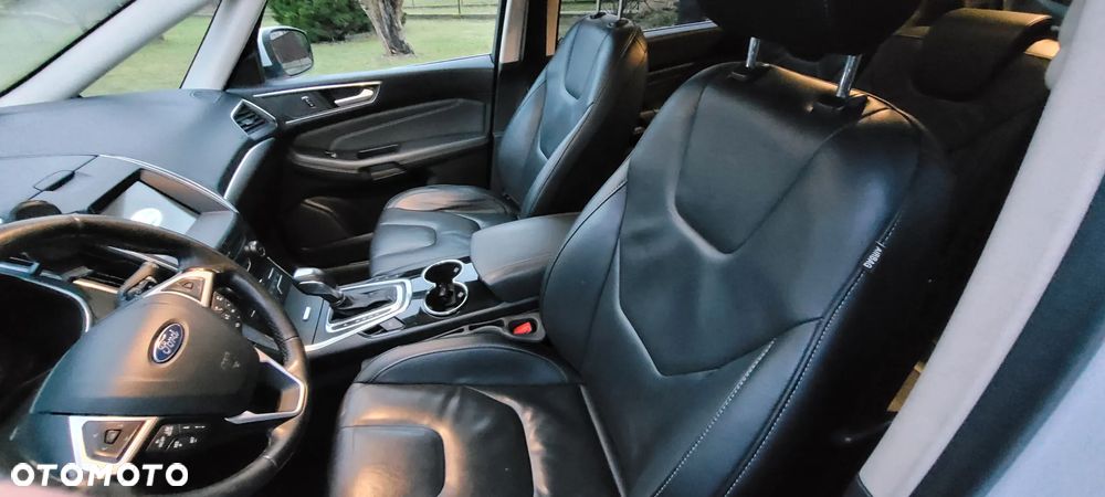 Ford S-Max 2.0 TDCi 4WD Titanium PowerShift - 6