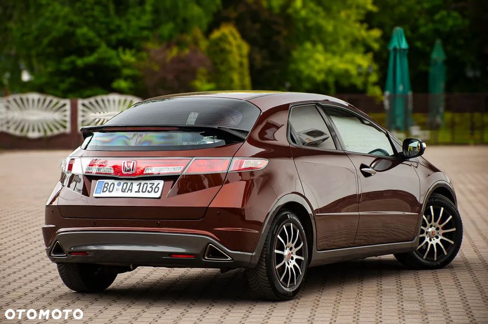 Honda Civic 1.8i-VTEC Sport - 12