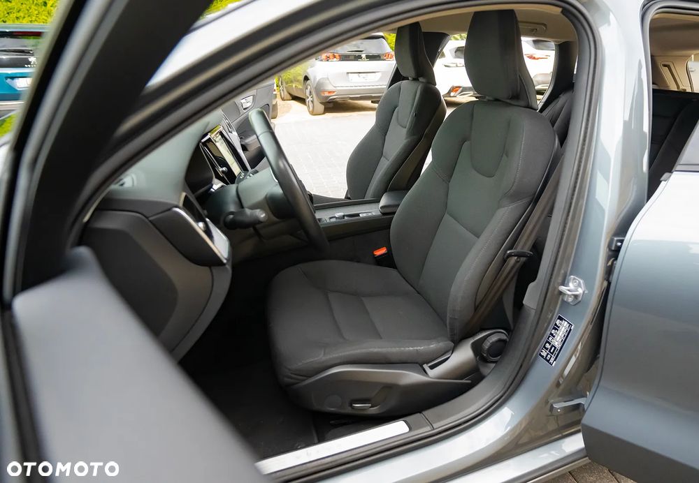 Volvo V60 D3 Drive-E Momentum - 27