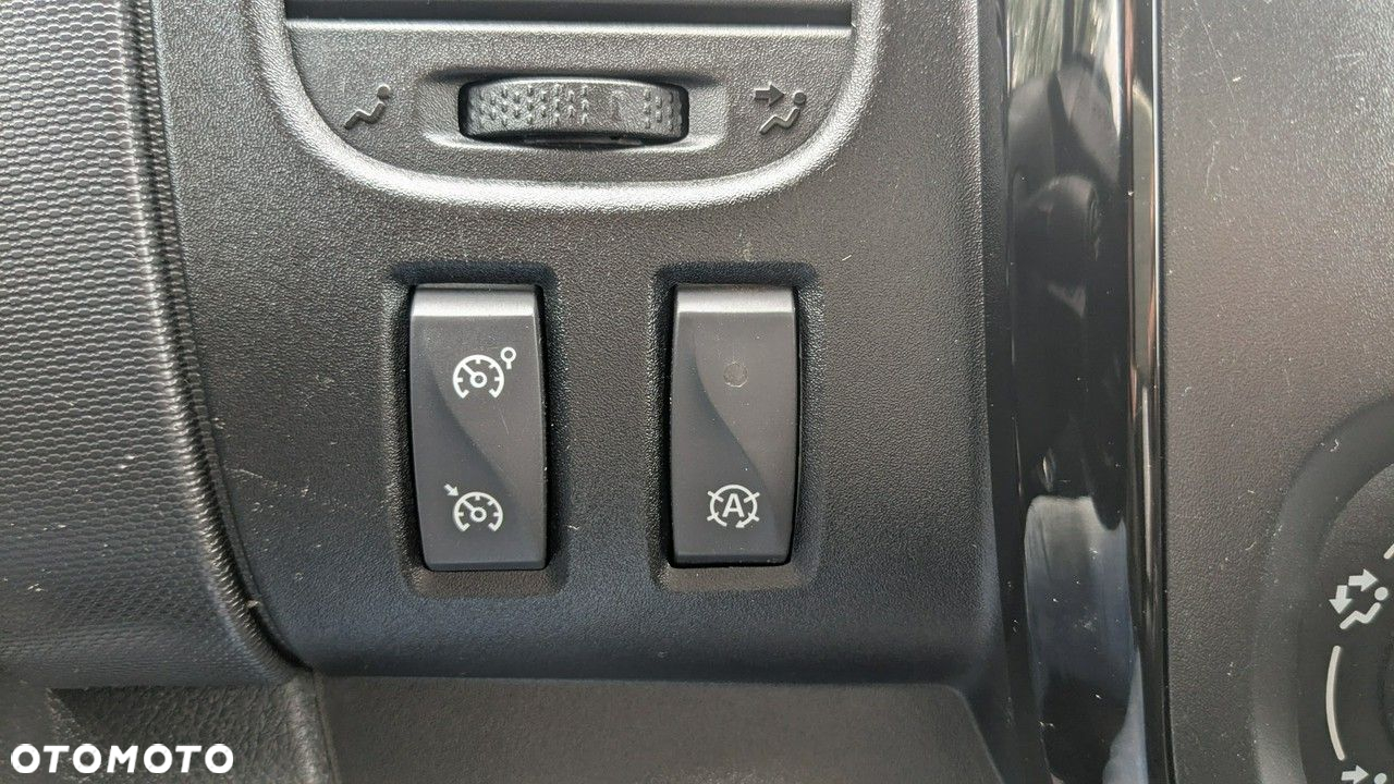 Opel Vivaro - 29