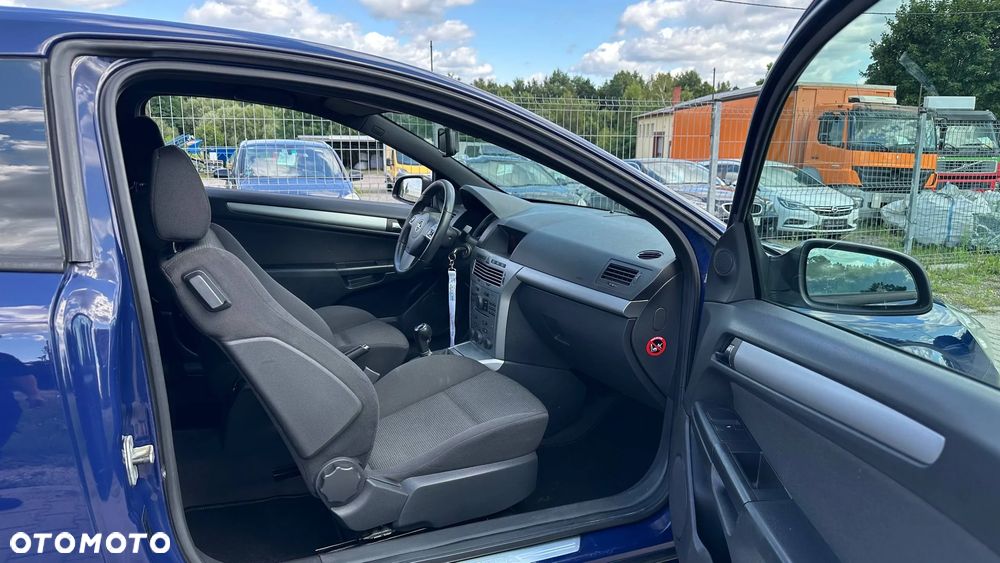 Opel Astra 2.0 Turbo Sport - 33