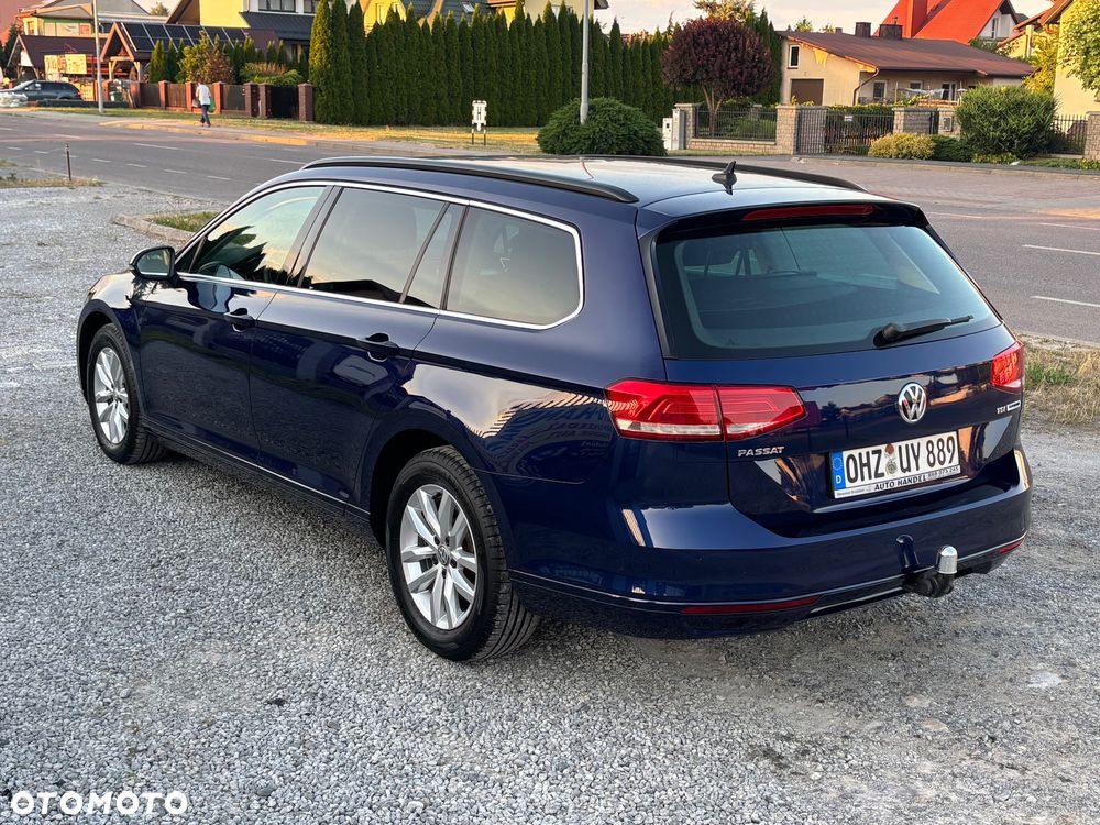 Volkswagen Passat - 23