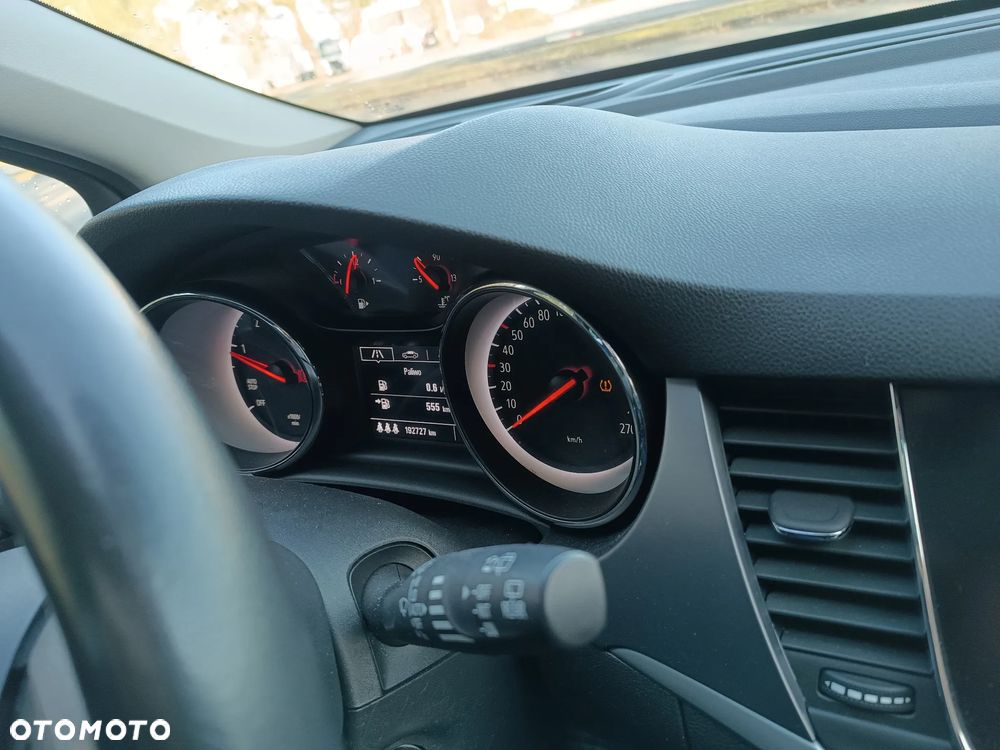Opel Astra 1.6 BiTrb D (CDTI) Start/Stop Business - 14