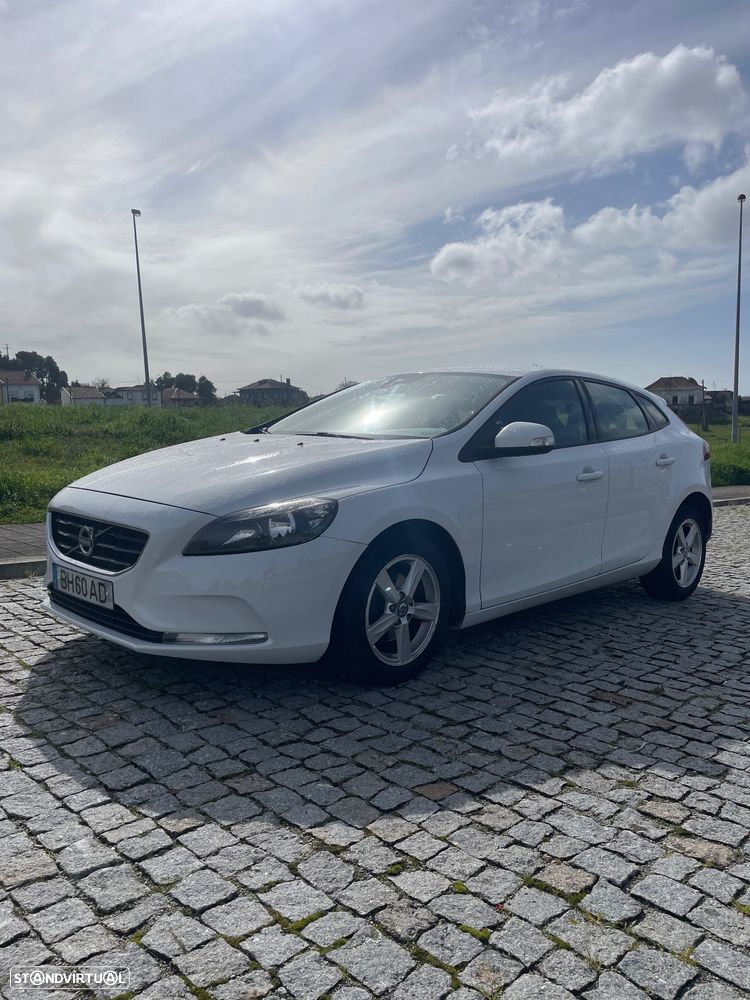 Volvo V40 D2 - 2