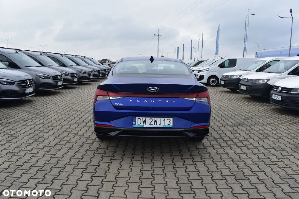 Hyundai Elantra 1.6 Smart CVT - 7
