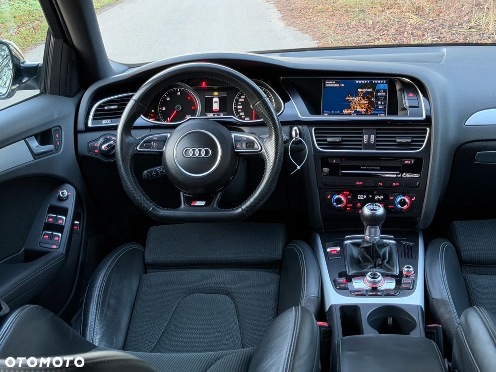 Audi A4 Avant 2.0 TDI DPF clean diesel quattro S line Sportpaket - 4