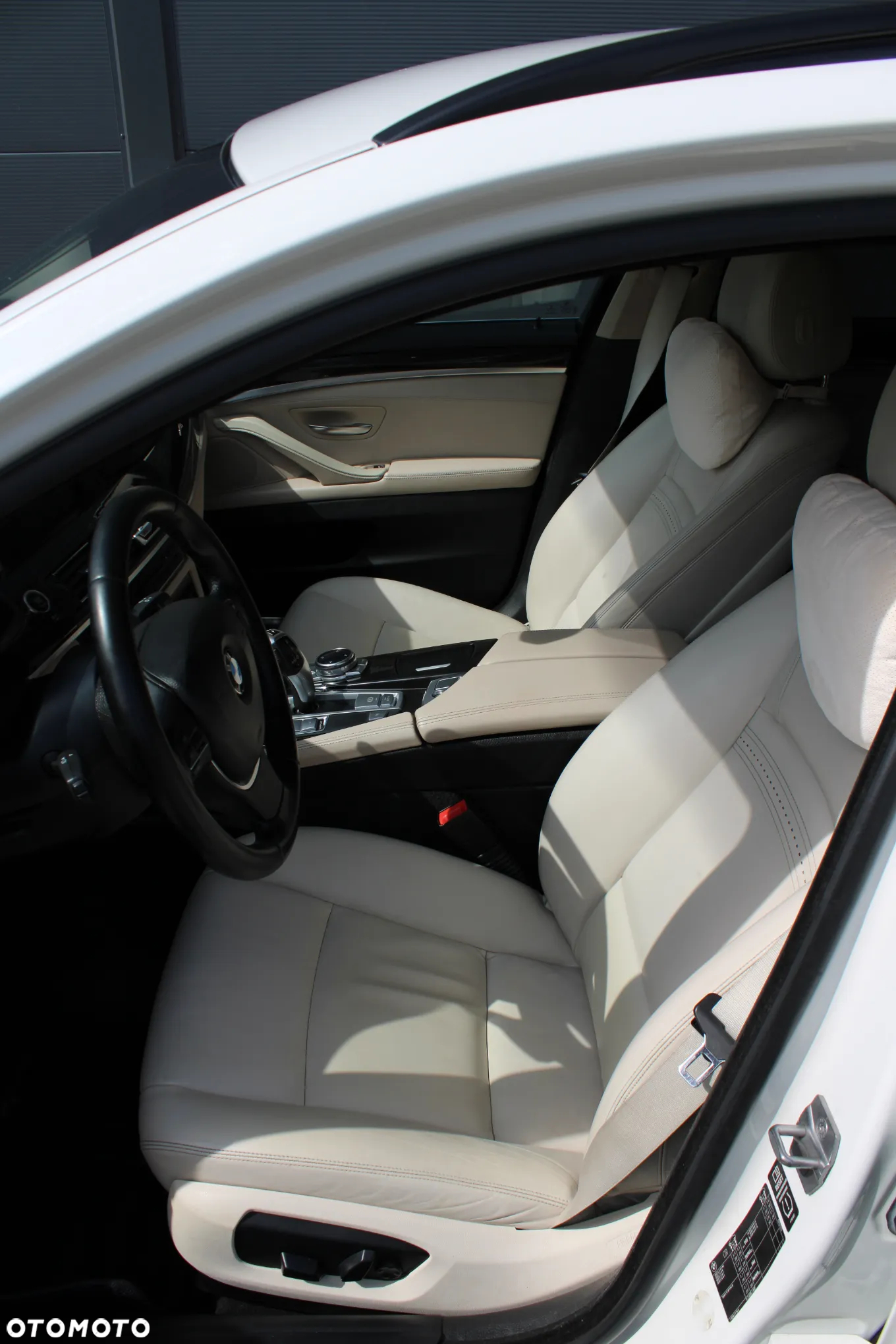 BMW Seria 5 520d Luxury Line - 11