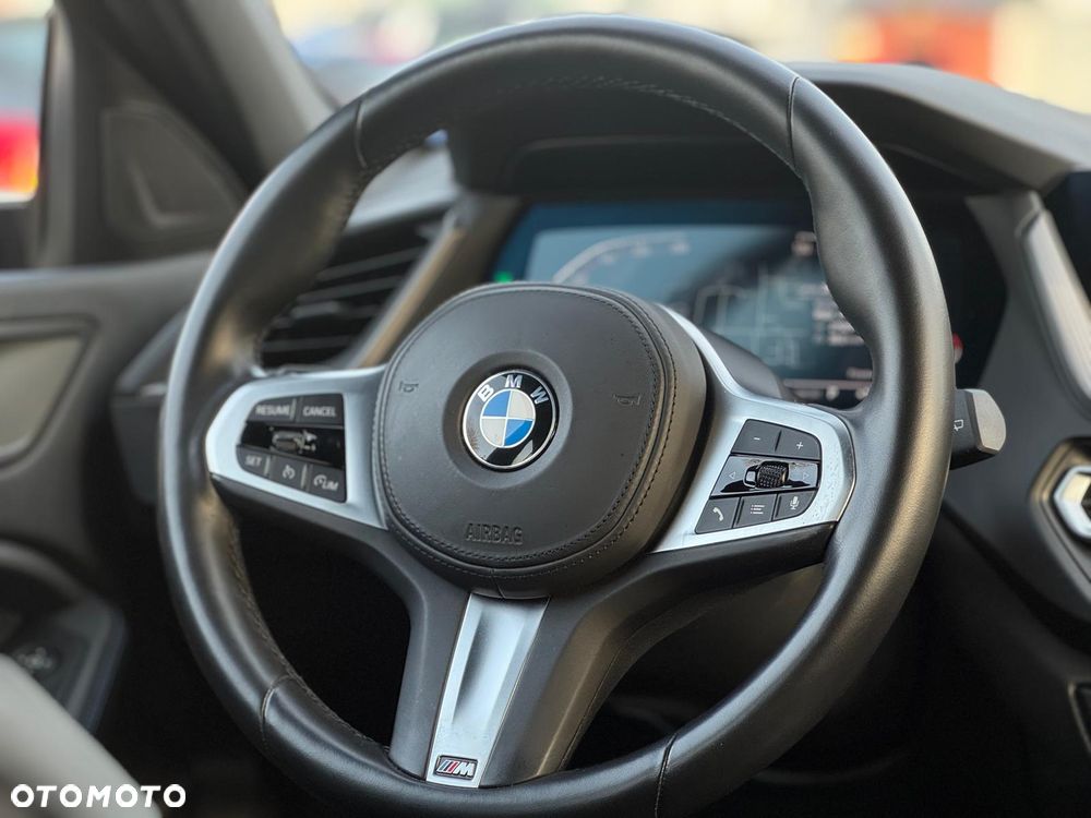 BMW Seria 1 118i M Sport - 12