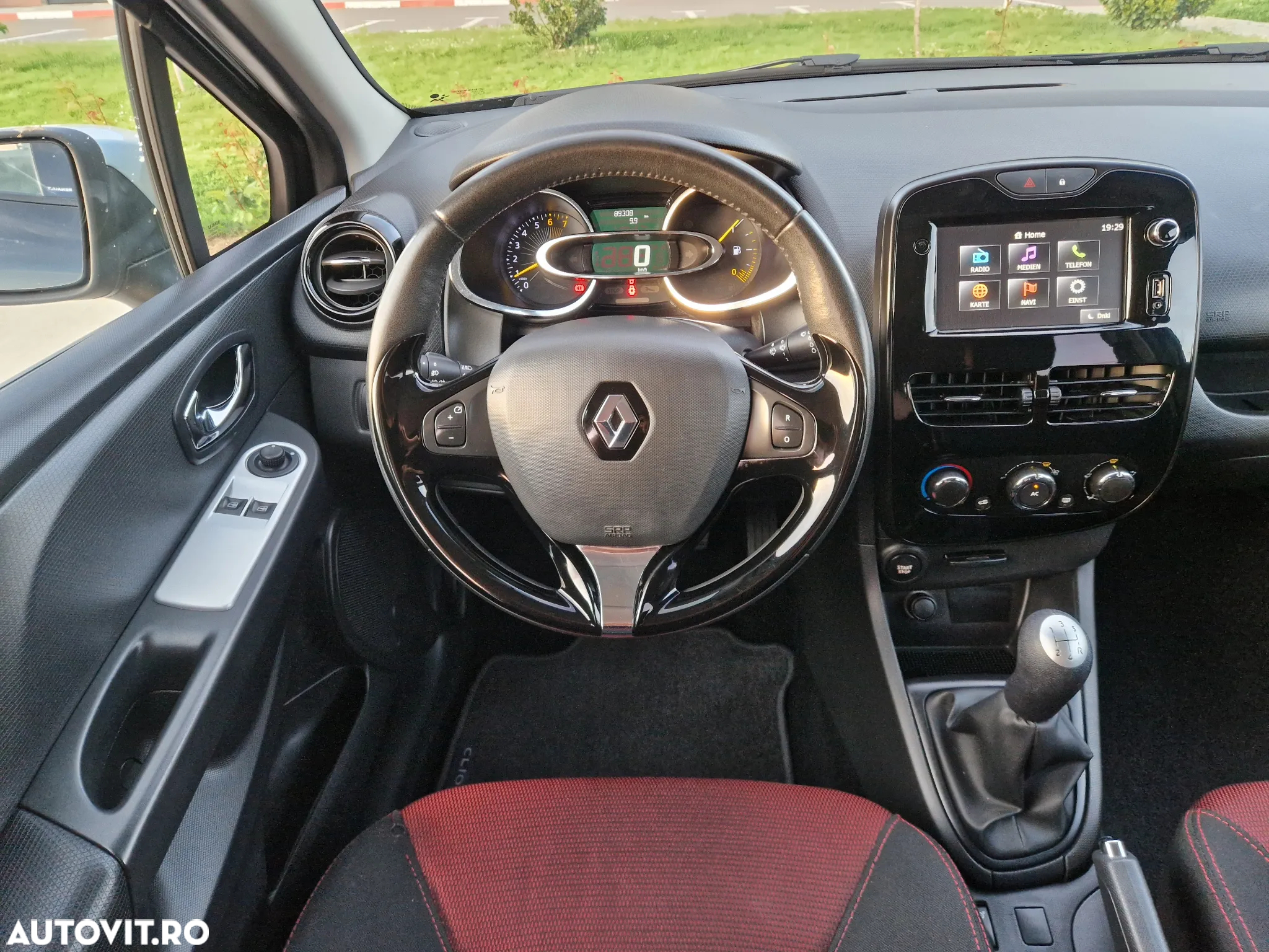 Renault Clio (Energy) TCe 90 Bose Edition - 13