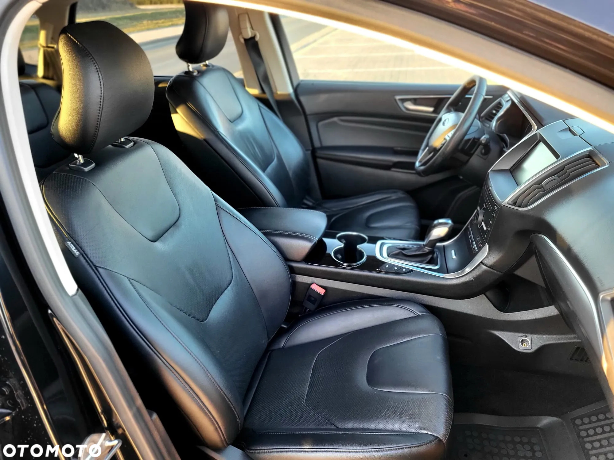 Ford Edge 2.0 TDCi Twin-Turbo 4WD Titanium - 25