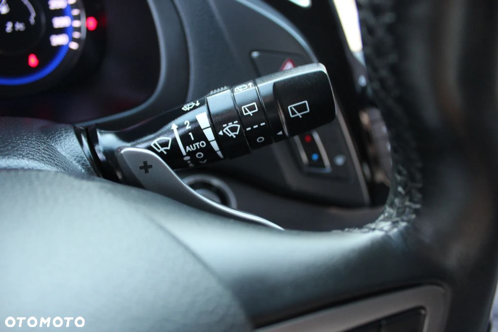 Hyundai i40 Kombi 1.7 CRDi DCT Premium - 22