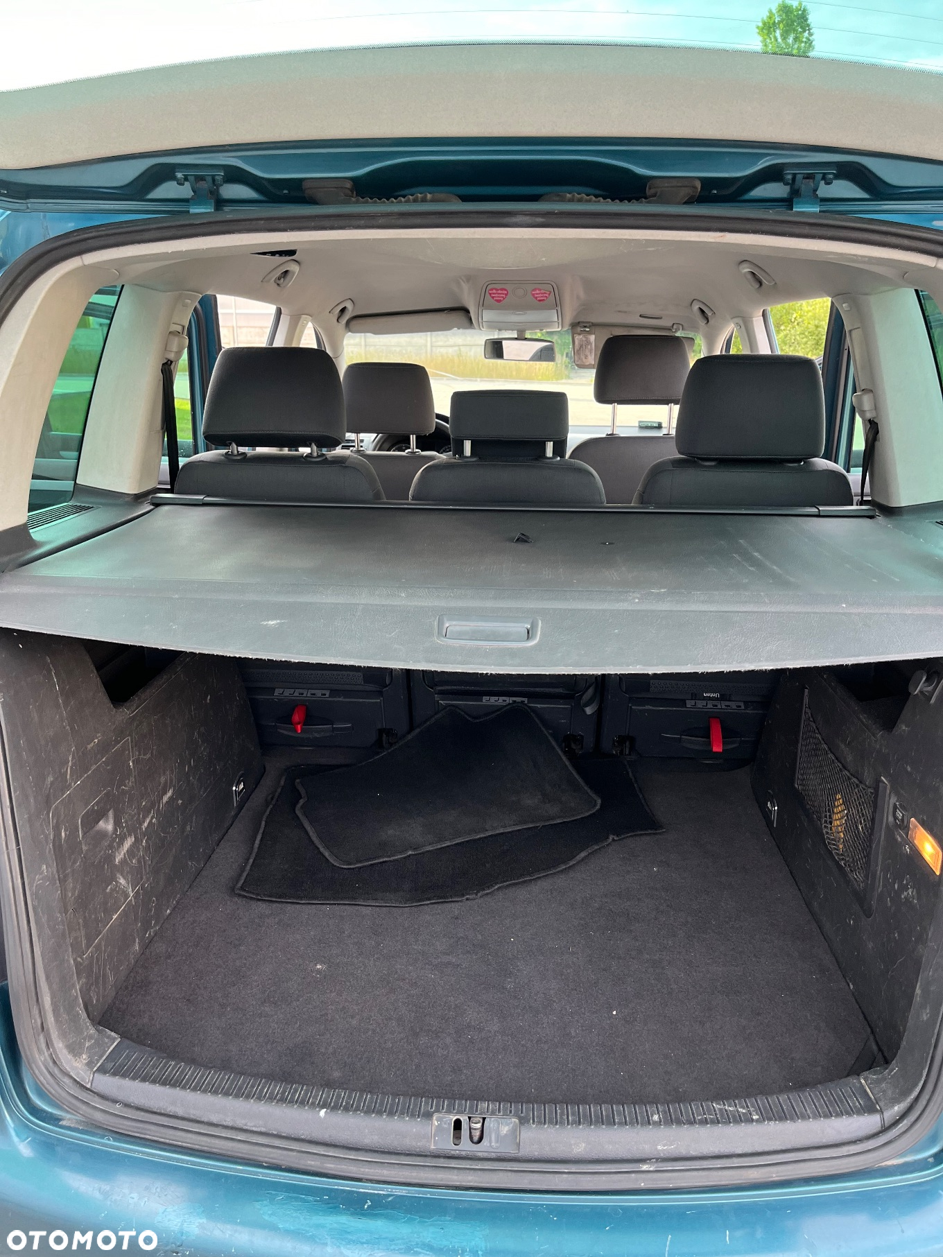 Volkswagen Touran 2.0 TDI Highline - 24