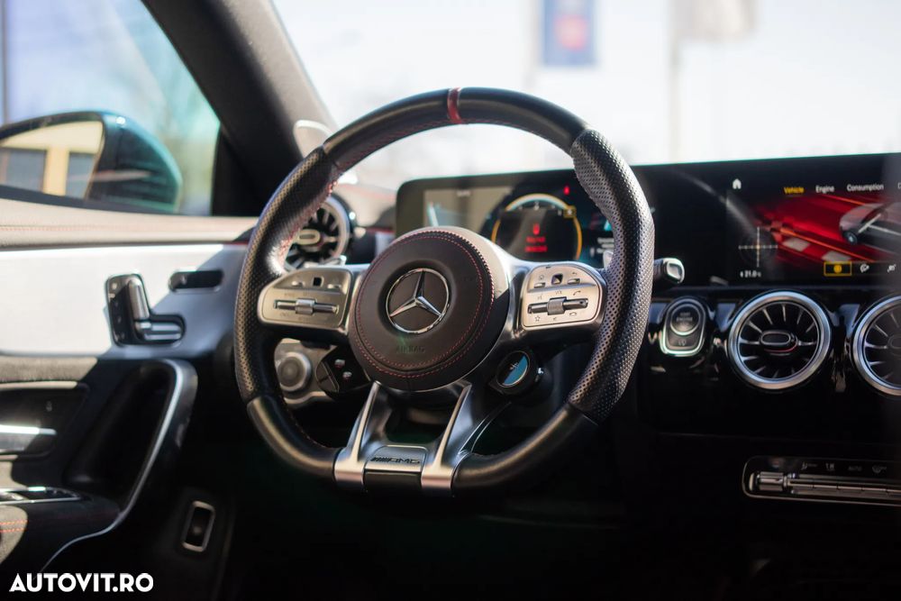 Mercedes-Benz CLA - 16