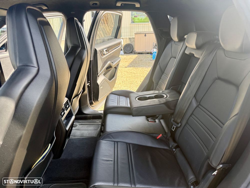 Porsche Cayenne S Tiptronic S Platinum Edition - 19