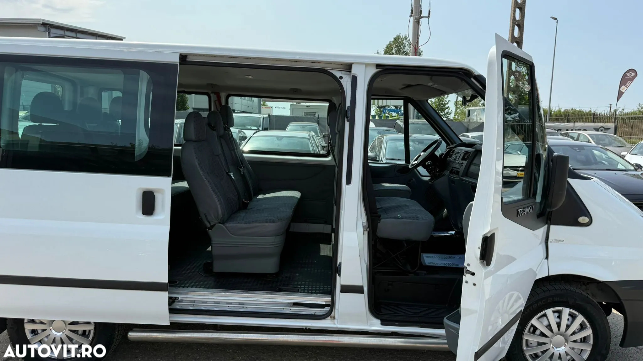 Ford Transit 300 SWB Kombi Ambiente - 12