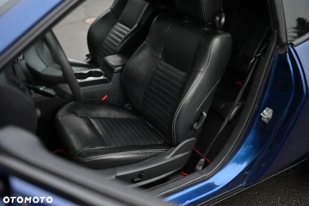 Dodge Challenger - 6