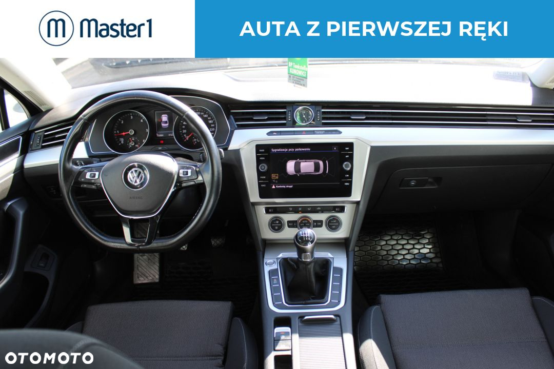 Volkswagen Passat 2.0 TDI SCR Comfortline - 13
