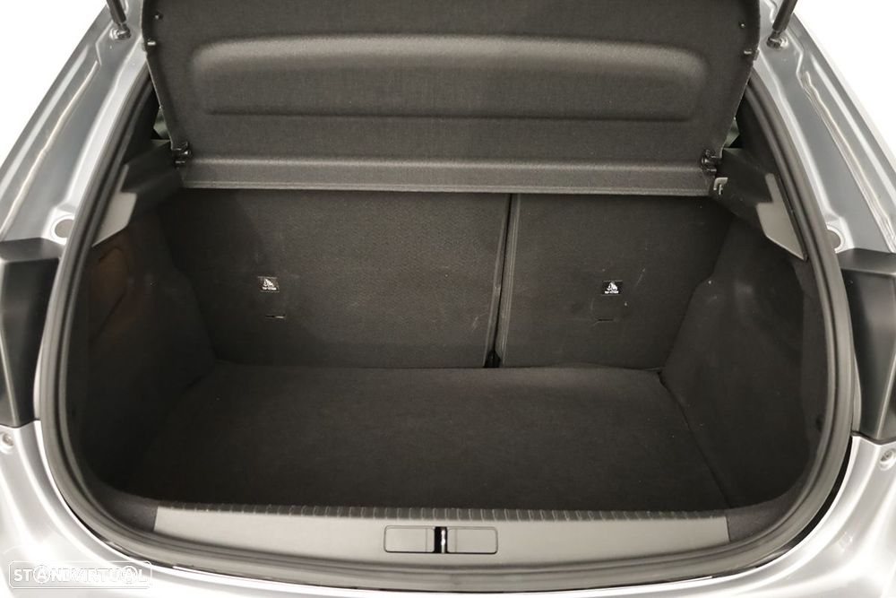 Peugeot 208 1.2 Hybrid Allure e-DCS6 - 23