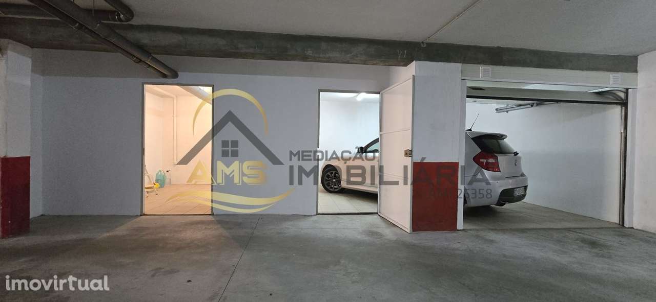 GARAGEM EM FAFE PARA VENDA - Grande imagem: 4/21