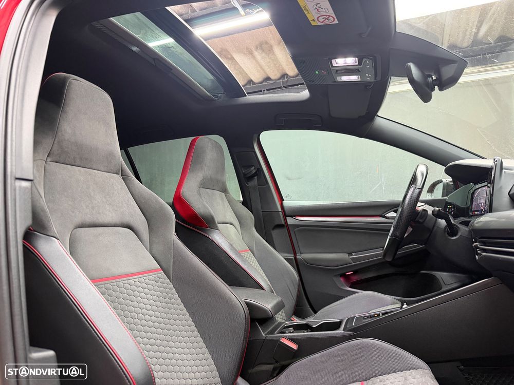 VW Golf 2.0 TSI GTI Clubsport DSG - 38