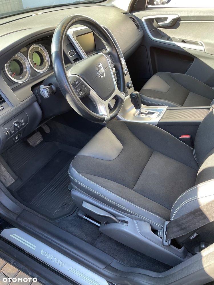 Volvo XC 60 D5 AWD Summum - 10
