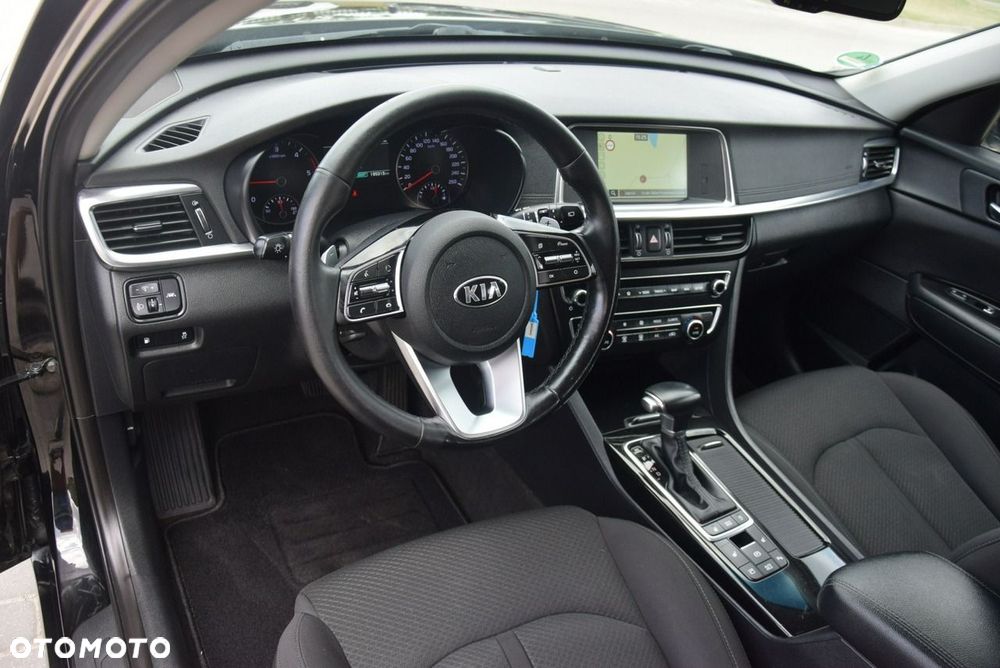 Kia Optima - 32