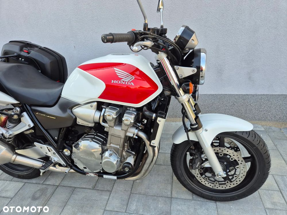 Honda CB - 8