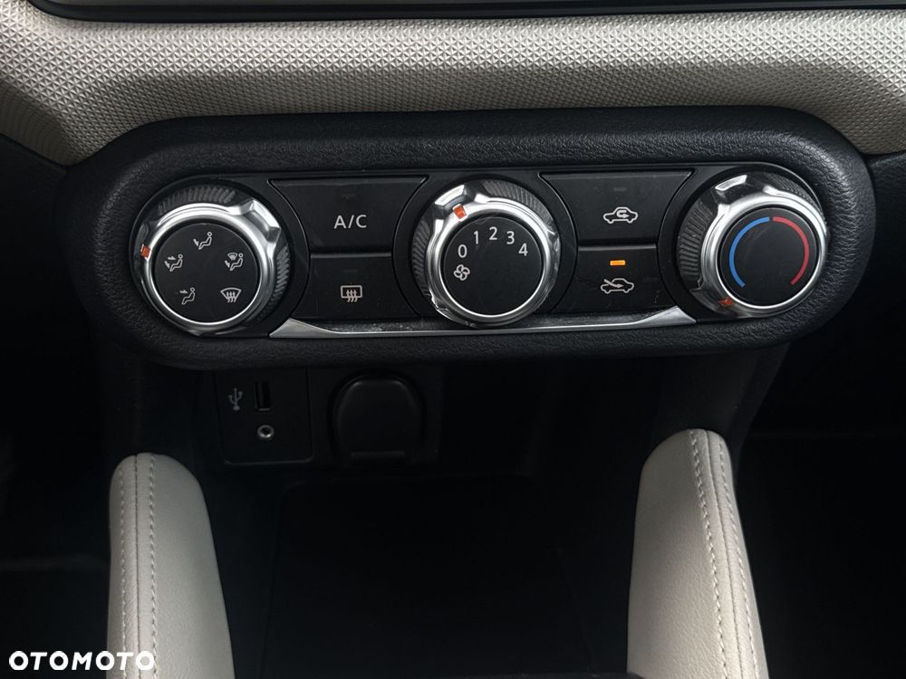 Nissan Micra 1.0 Acenta - 16