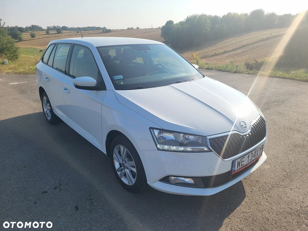 Skoda Fabia 1.0 TSI Ambition - 2