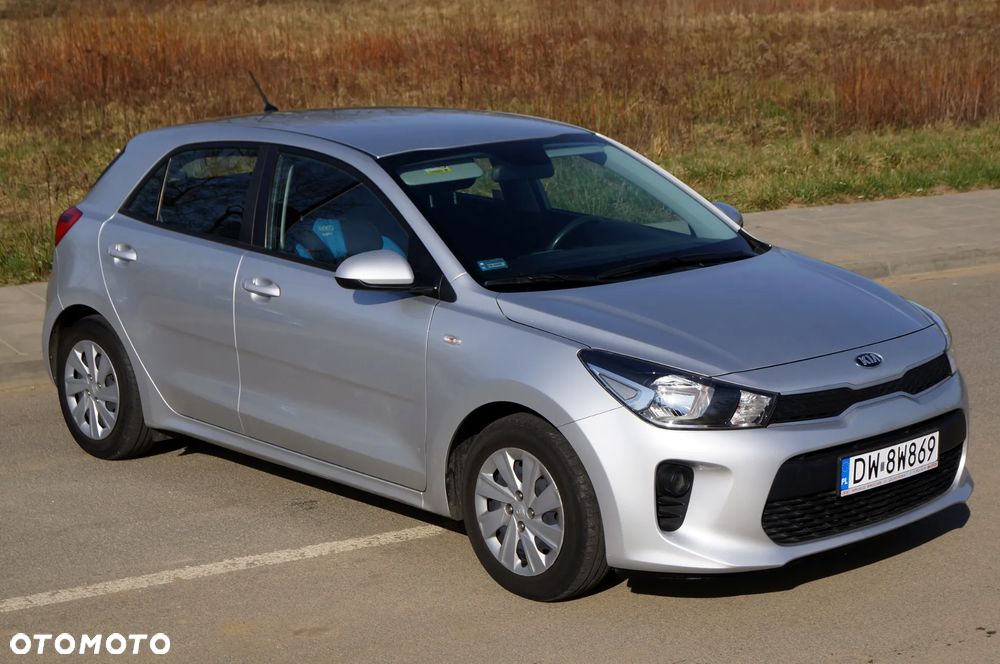 Kia Rio 1.2 L Business Line - 12