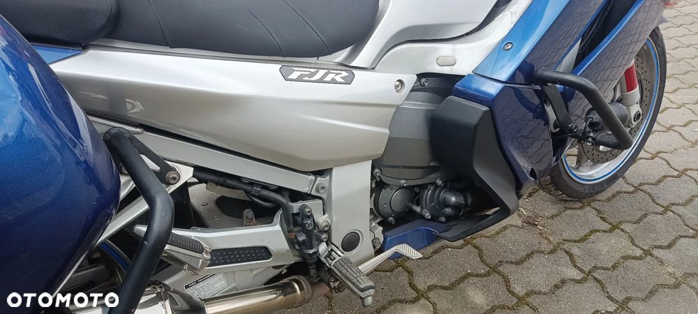 Yamaha FJR - 9