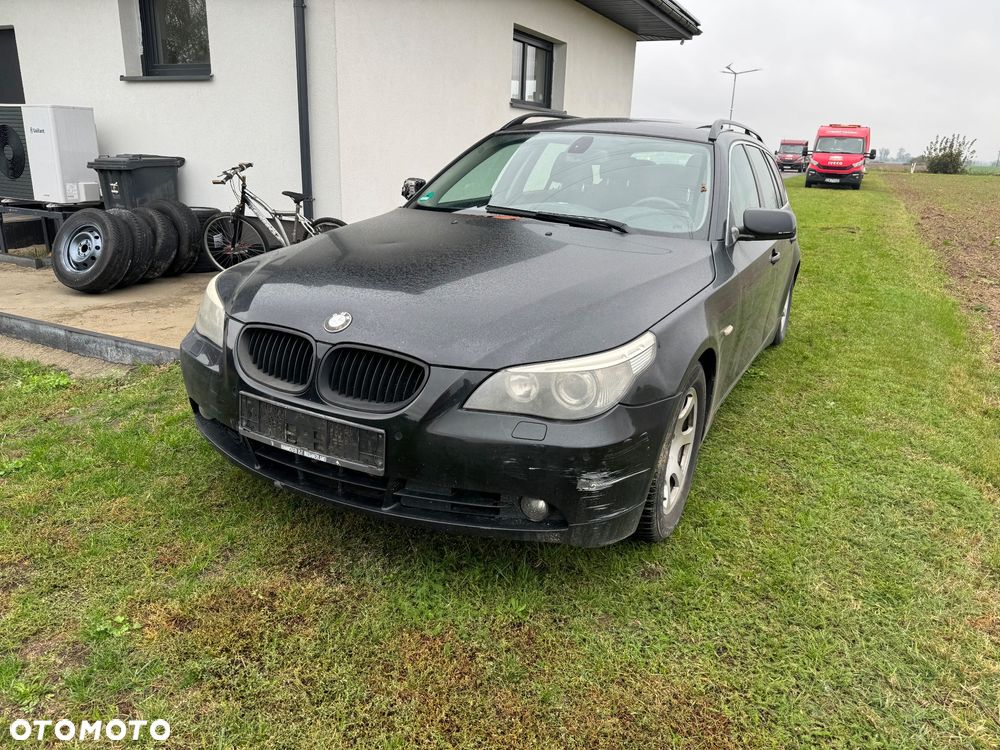 BMW Seria 5 525d Touring - 5