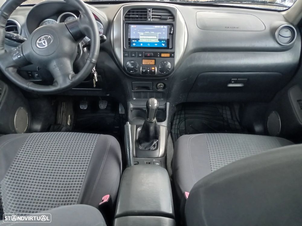 Toyota RAV4 2.0 D-4D TA - 8