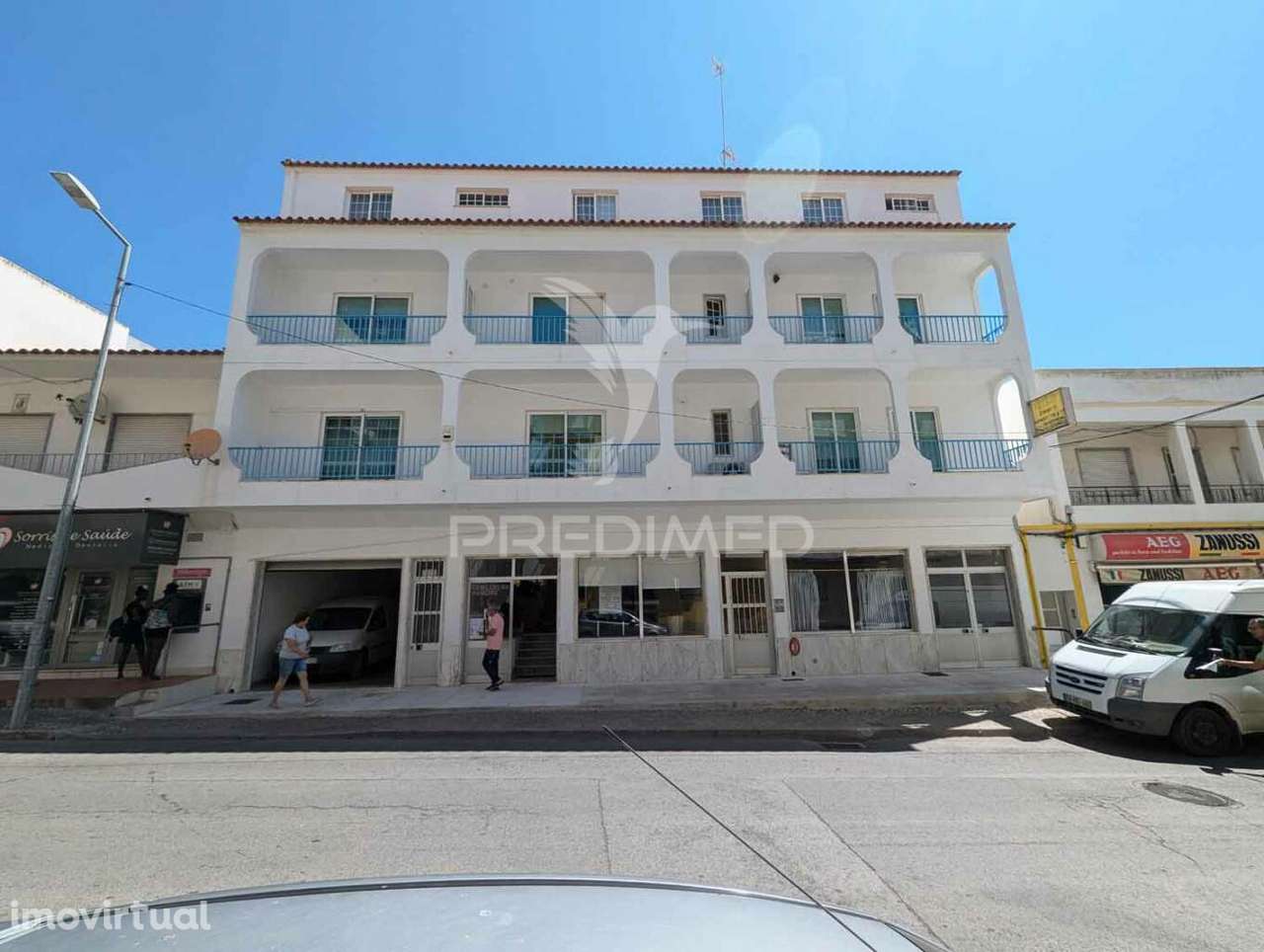 Building in Cacela downtown operating as an Hostel - Grande imagem: 2/40