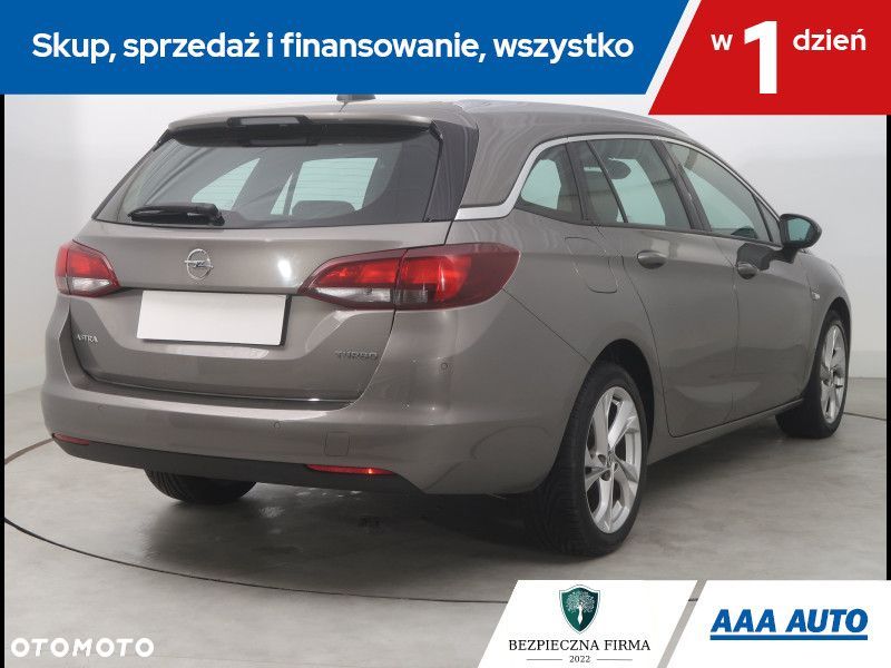 Opel Astra - 6
