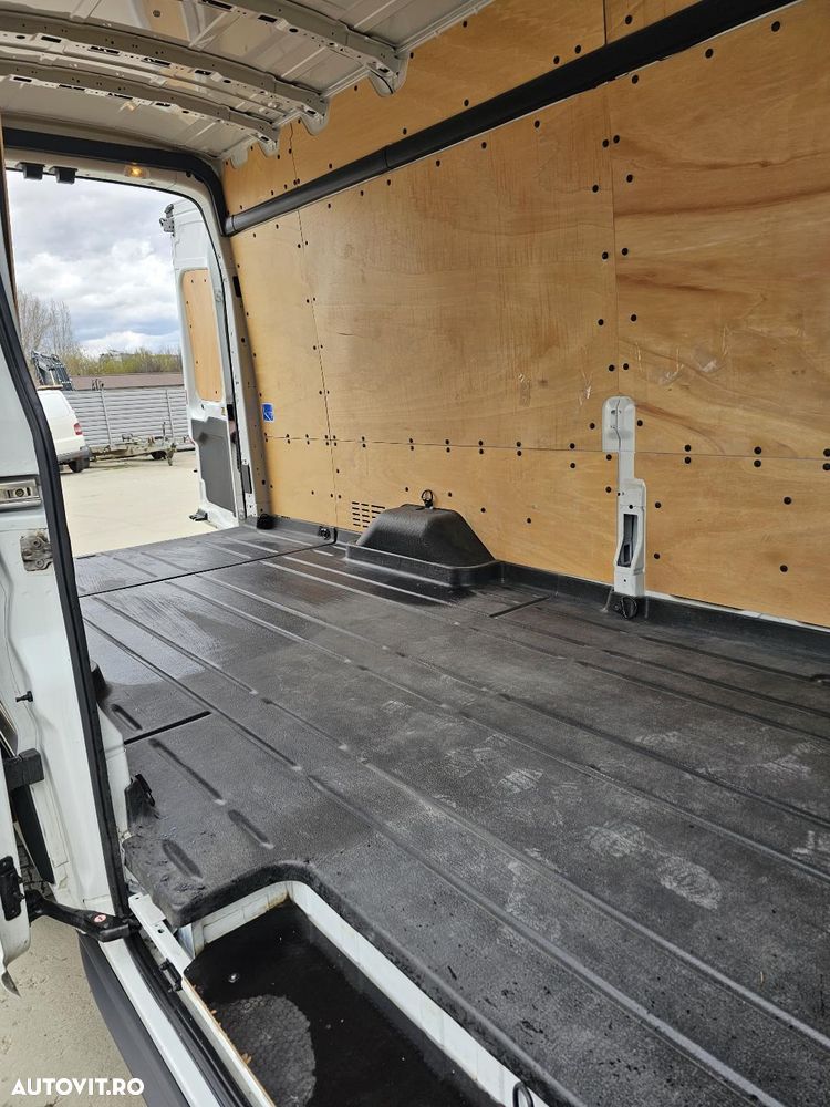Ford TRANSIT V363 FURGON 350 L4H3 TREND 2.0 TDCi170 CP - 10
