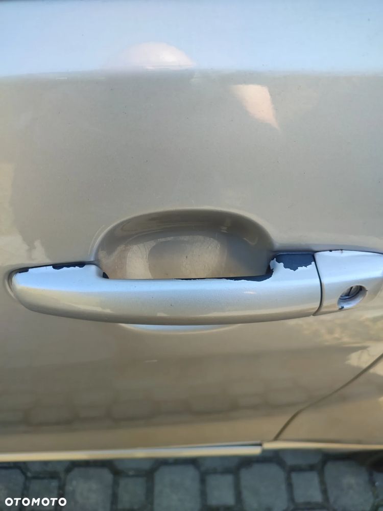 Suzuki Grand Vitara - 14